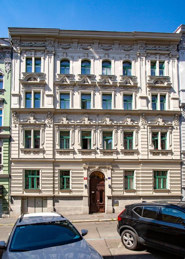 Bruno Апартаменти